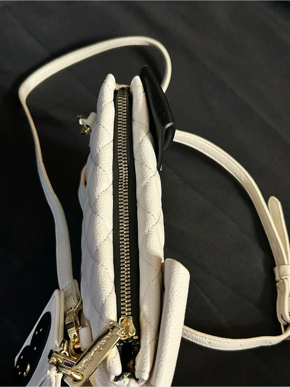 Betsey Johnson Quilted Cream & Black Puppy Dog Crossbody Bag & Cardholder